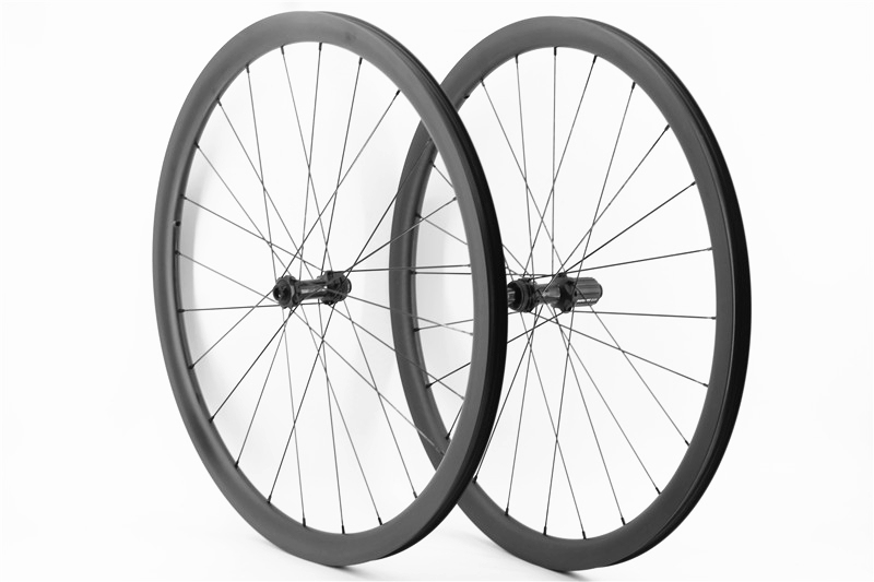 Kaze Disc 28mm(wide) DT Swiss 180 EXP built tubeless wheel set 24H/24H