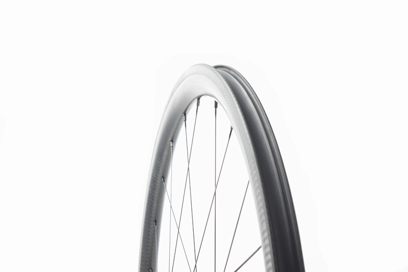 Classic Disc DT Swiss 240 EXP built 25mm wide tubeless wheel set