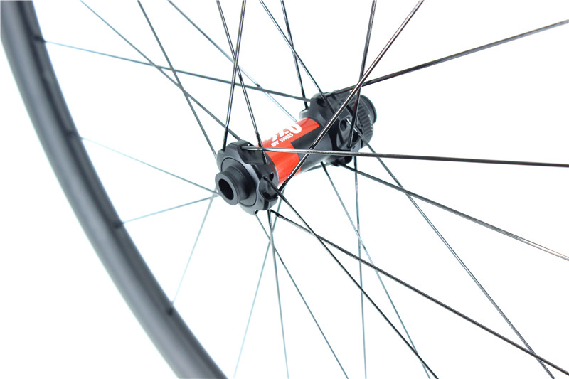 Gravel Wheelset built with DT Swiss 240 EXP SP