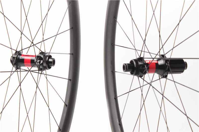 Customized Classic Tubeless Road Disc Wheelset