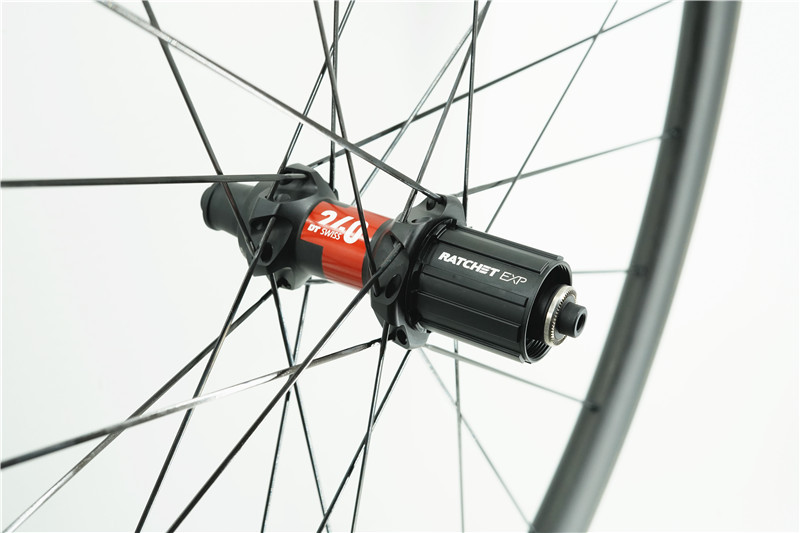 Feder 26mm(Wide) DT Swiss 240 EXP built  tubeless wheelset 20H/24H