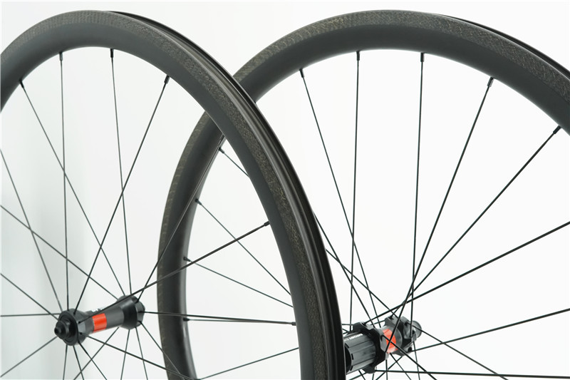 Feder 26mm(Wide) DT Swiss 240 EXP built  tubeless wheelset 20H/24H