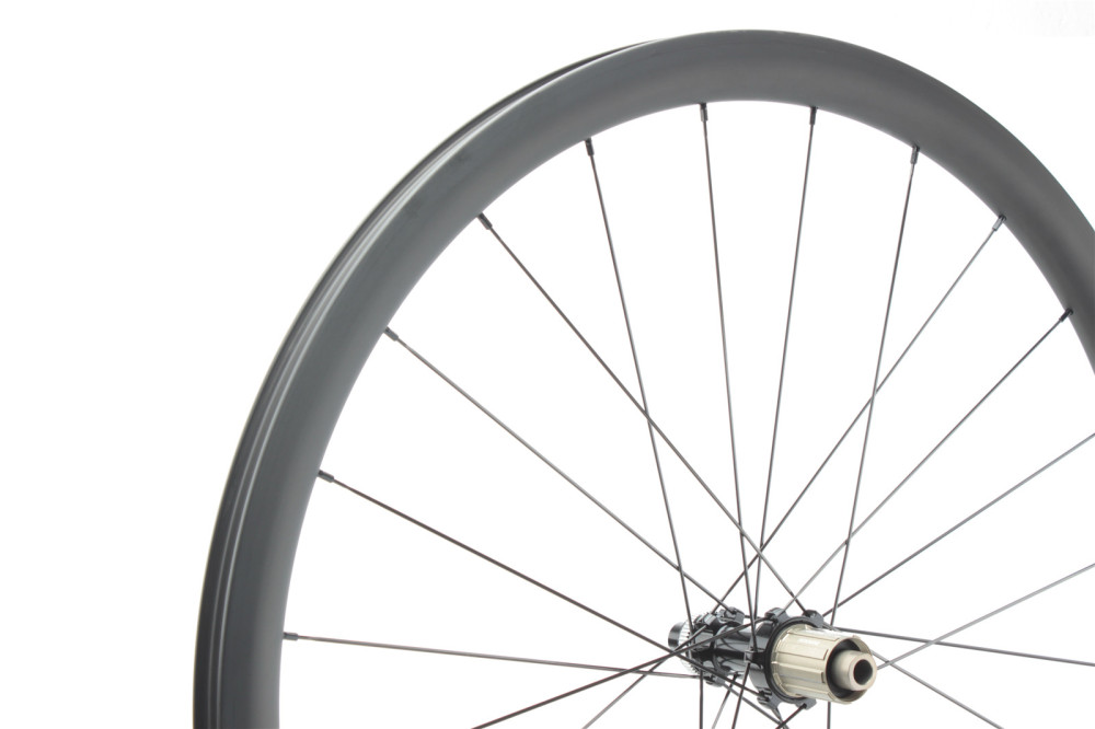 Kaze Disc 28mm(wide) Bitex 312 built tubeless wheel set