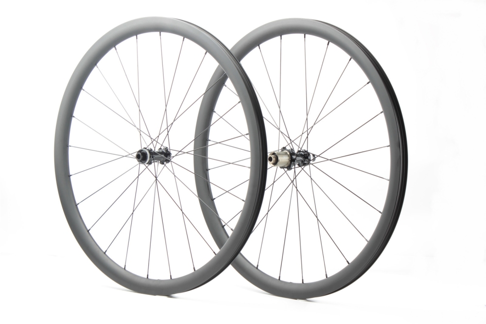 Kaze Disc 28mm(wide) Bitex 312 built tubeless wheel set