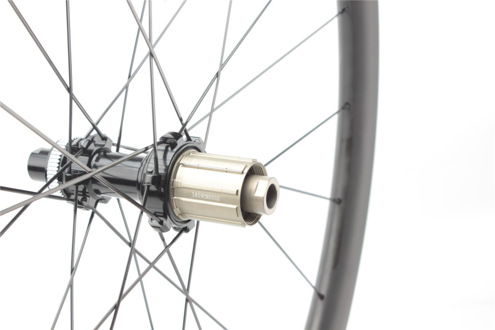 Kaze Disc 28mm(wide) Bitex 312 built tubeless wheel set