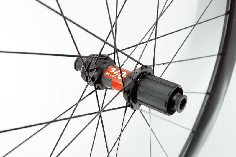 REVO Road Disc wheels Interwave Finish with DT Swiss 240exp SP