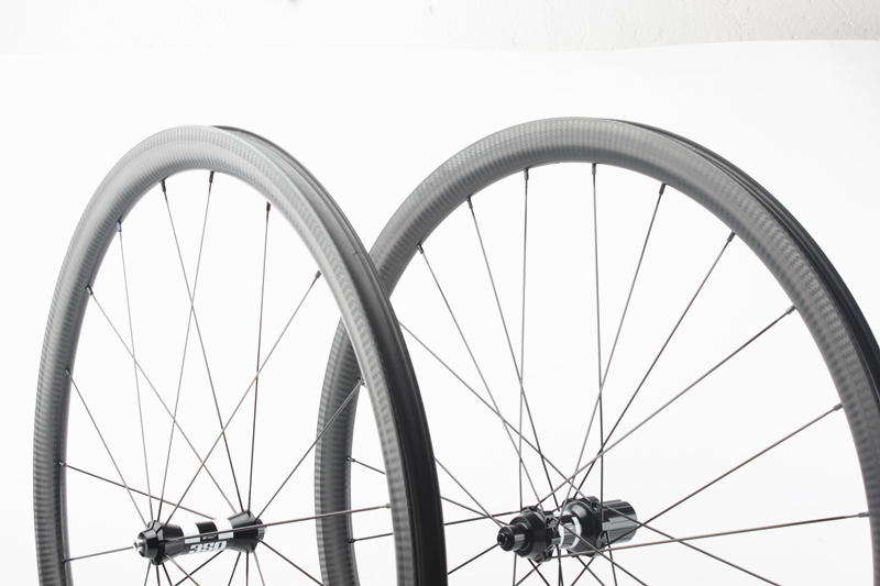 Feder Disc 27/28mm(wide) New DT Swiss 350 built tubeless wheel set GC performance testing
