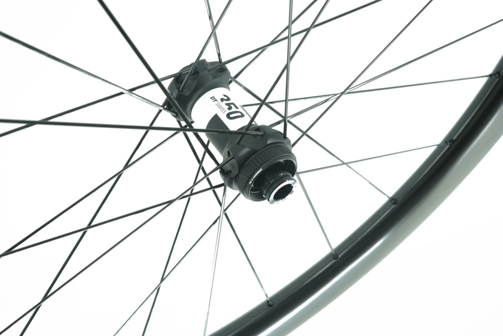 Kaze Disc 28mm(wide) New DT Swiss 350 built tubeless wheel set