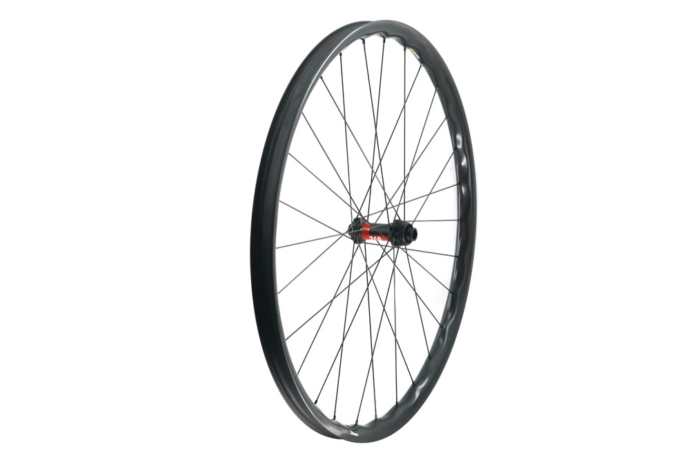 1270g/set Asymmetric 29er Ultralight Wave MTB DT Swiss 240 EXP Built wheelset
