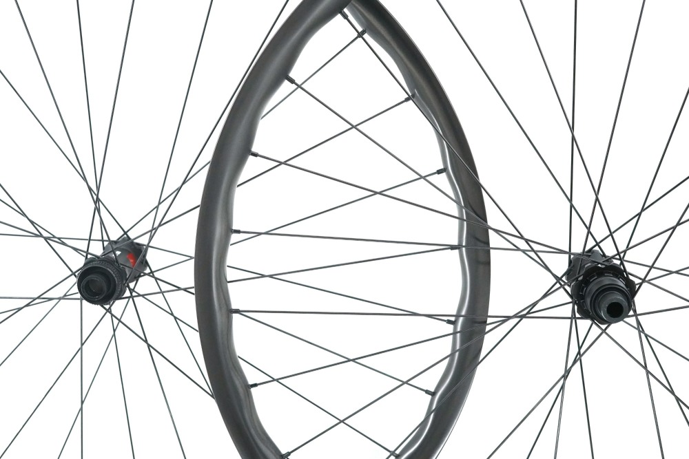 1230g/set Asymmetric 29er Ultralight Wave MTB DT Swiss 180 EXP Boost Built wheelset
