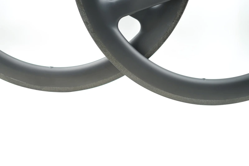 NEW 28mm Wide 3-Spoke Clincher & Tubeless Wheel