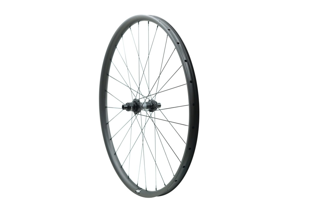 Asymmetric 29er Ultralight MTB DT 370 Built wheelset