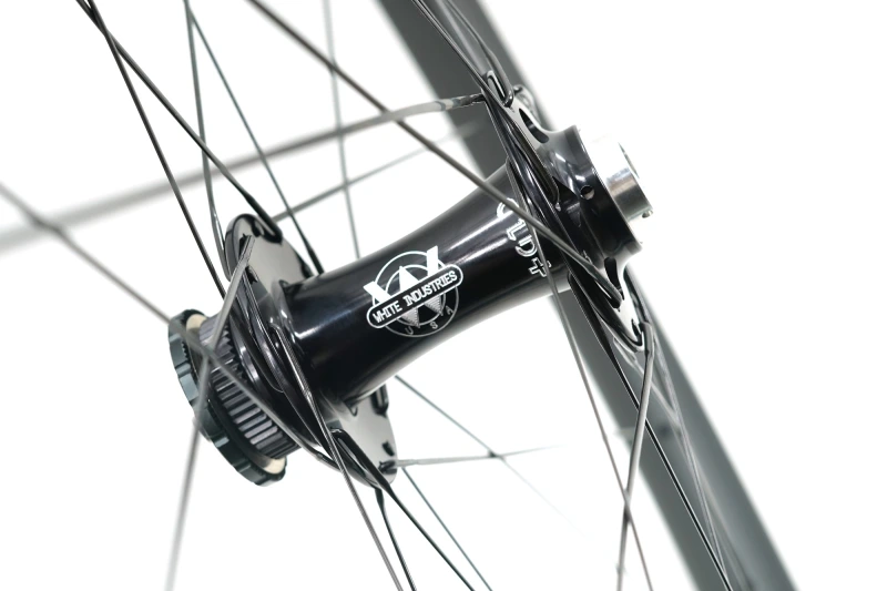 Asymmetric 29er Ultralight MTB White Industry boost hub Built wheelset