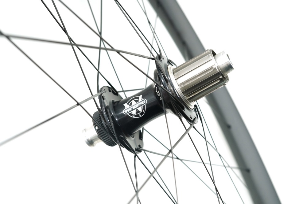 Asymmetric 29er Ultralight MTB White Industry boost hub Built wheelset