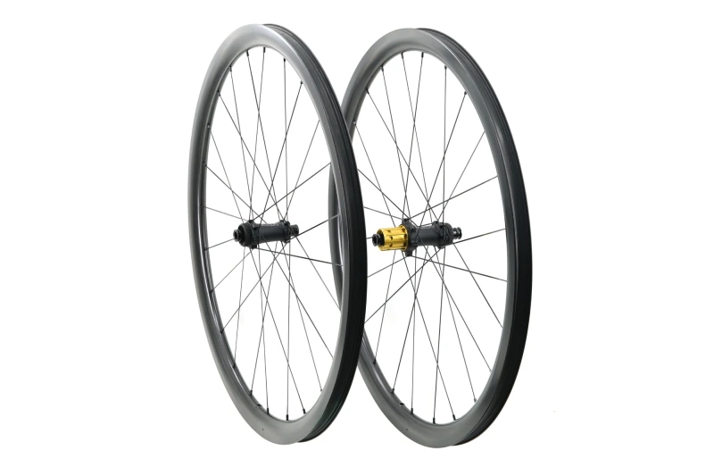 2025 New arrival Hyper disc 30mm(wide) and 28mm (Wide) built with Non Plus Component road disc wheel set 24H/24H