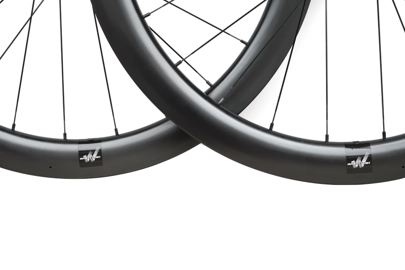 2025 New arrival Hyper disc 30mm(wide) built with ERASE road disc wheel set 24H/24H