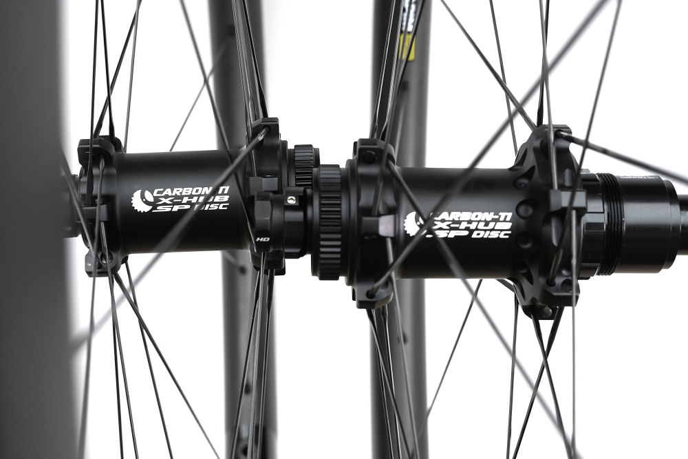 Feder 27mm/28mm(wide) Carbon-ti X-hub built tubeless wheel set 24H/24H