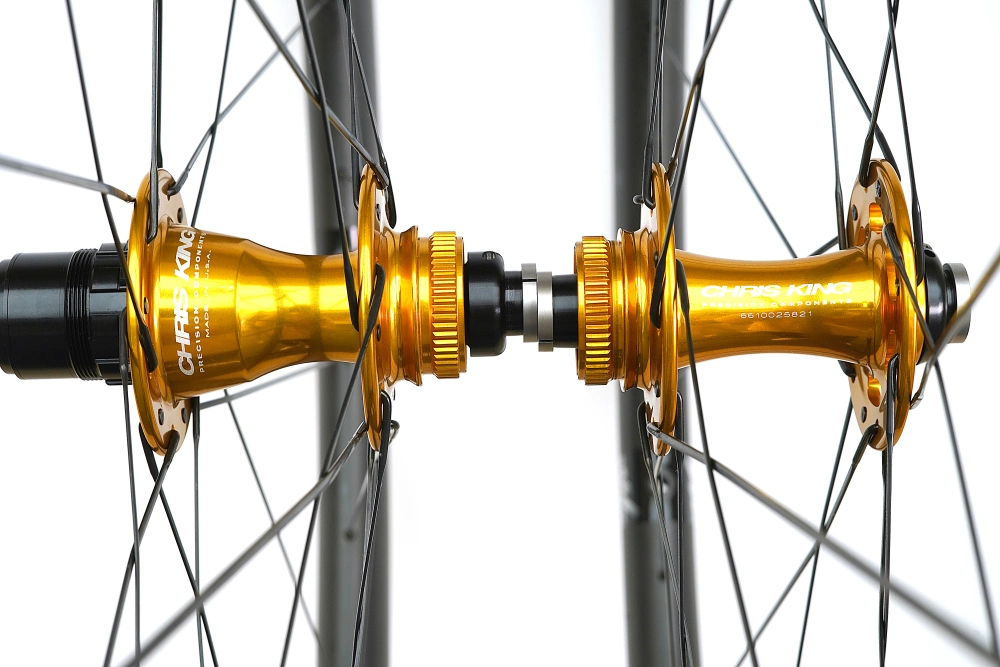 Jeu De Moyeux Chris King R45D – Violet – 28 Trous – XDR – Neuf Pour Vélo Gravel