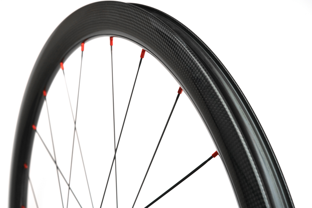 Classic Disc New DT Swiss 350 built 25mm wide tubeless wheel set