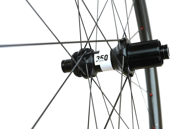 Classic Disc New DT Swiss 350 built 25mm wide tubeless wheel set