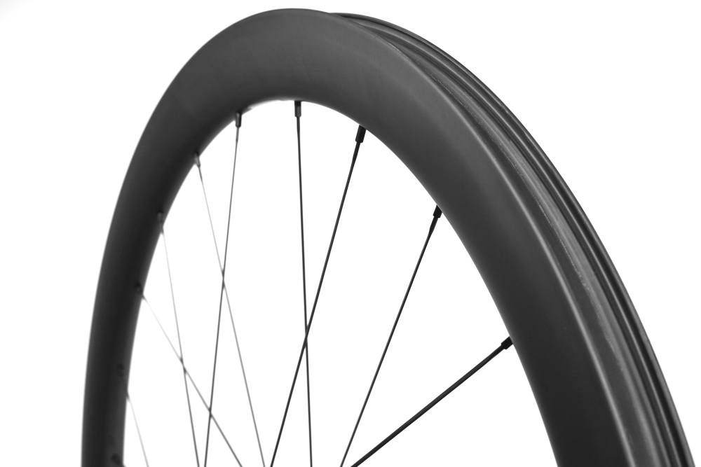 Feder 27mm/28mm(wide) DT Swiss 180 EXP built tubeless wheel set 24H/24H