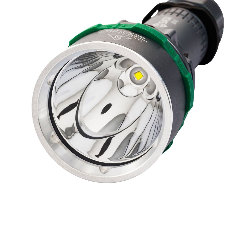 90681 SATA Long Throw Rechargeable Flashlight 1500lm