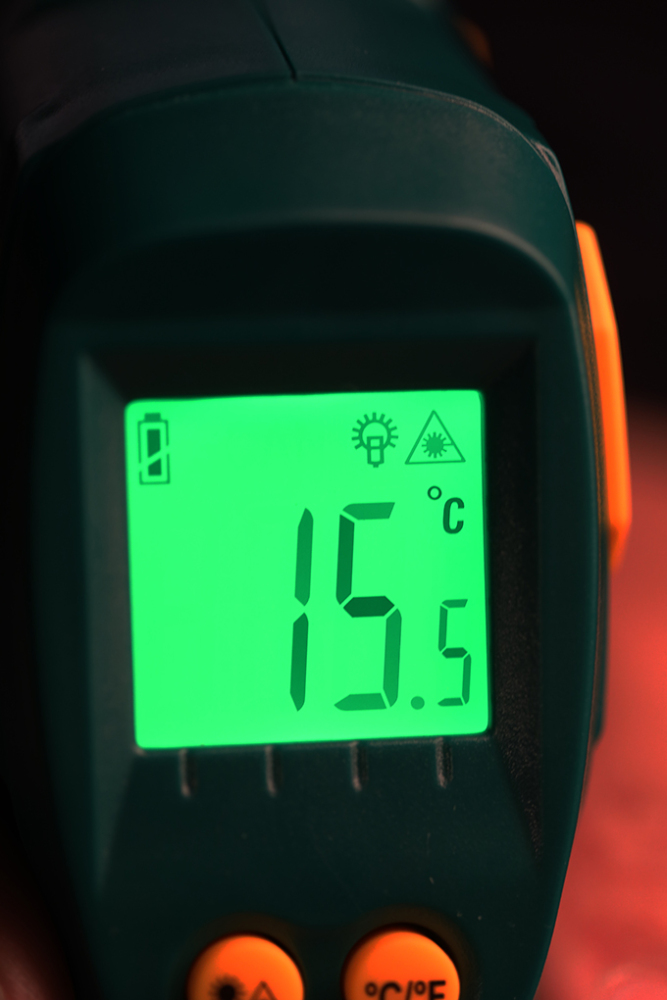 05225 SATA Infrared Thermometer 320℃