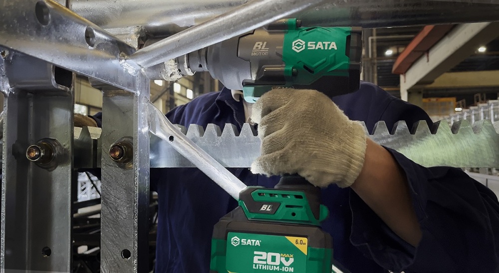 151076E SATA 20V Li-Ion Brushless Impact Wrench 1100N·m (Tool only)