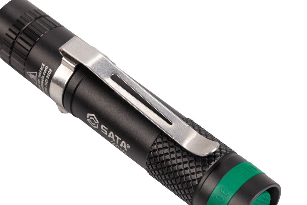 90746 SATA Mini Rechargeable Flashlight 450LM