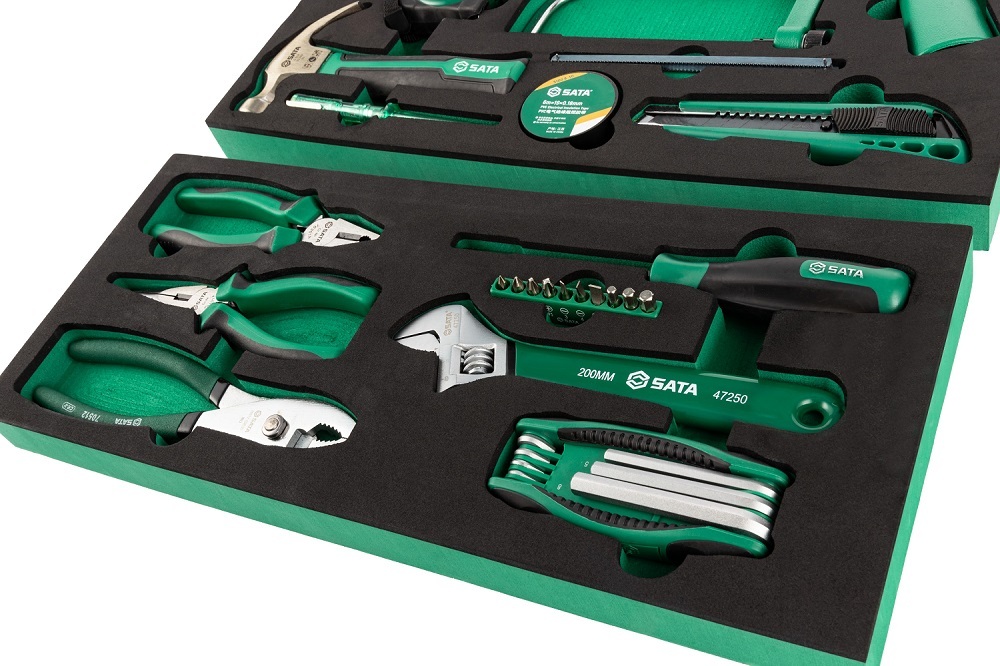 09957 SATA 33Pc. Property Maintenance Tool Set
