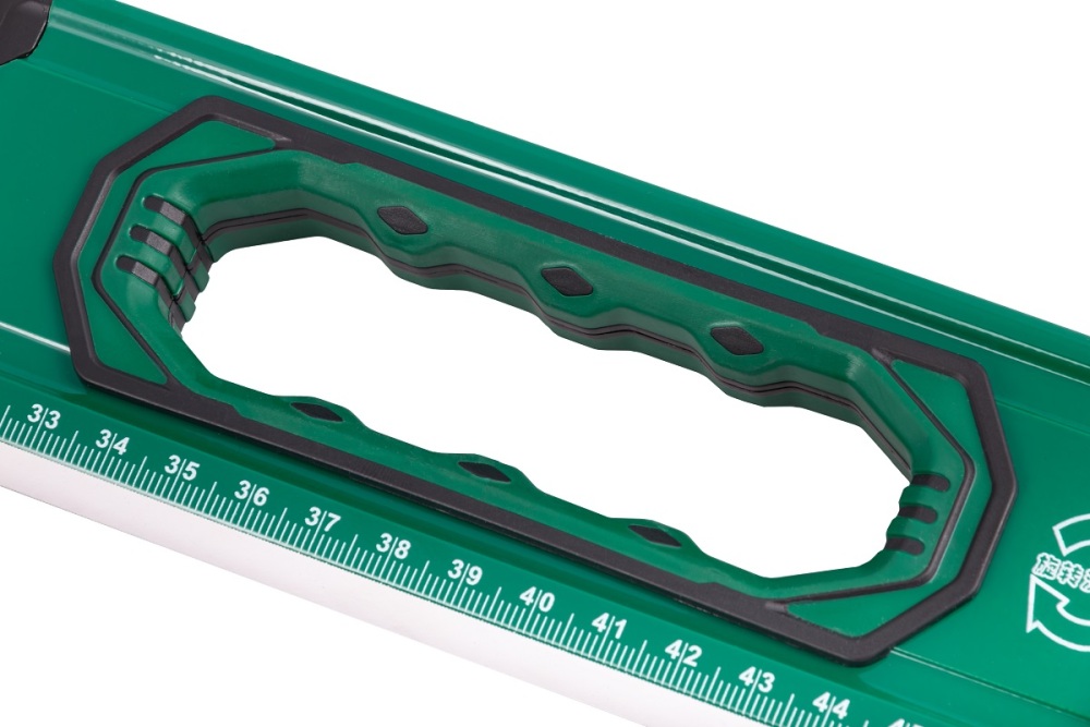05702 SATA PROFESSIONAL MAGNETIC LEVEL 24"
