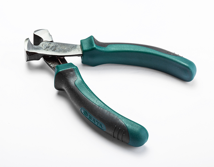 70616A SATA 4.5" High Leverage Mini End Cutting Pliers