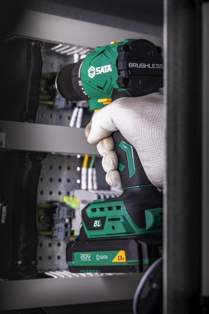 151011U SATA 20V Li-Ion Brushless Drill/ Screwdriver (2.0Ah*2)