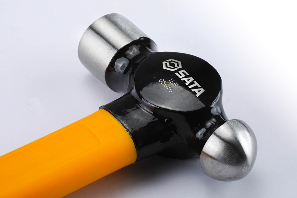 05616 SATA Fiberglass Handle Ball Pein Hammer 1.0 LBS.
