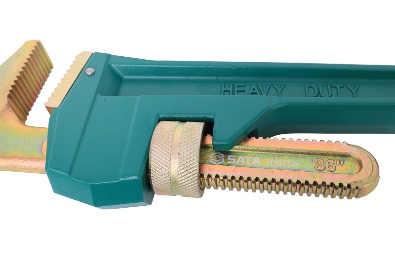 70812A SATA Heave Duty Pipe Wrench With Titanium 8"