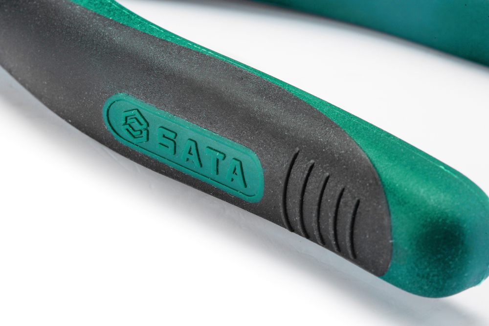 70302A SATA Combination Pliers 7"
