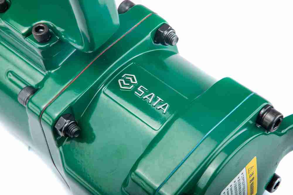 01132S SATA 1" Air Impact Wrench (2" Anvil)