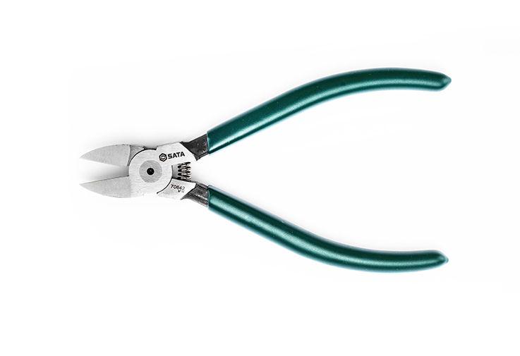 70642 SATA Plastic Flush Cutting Pliers 6"