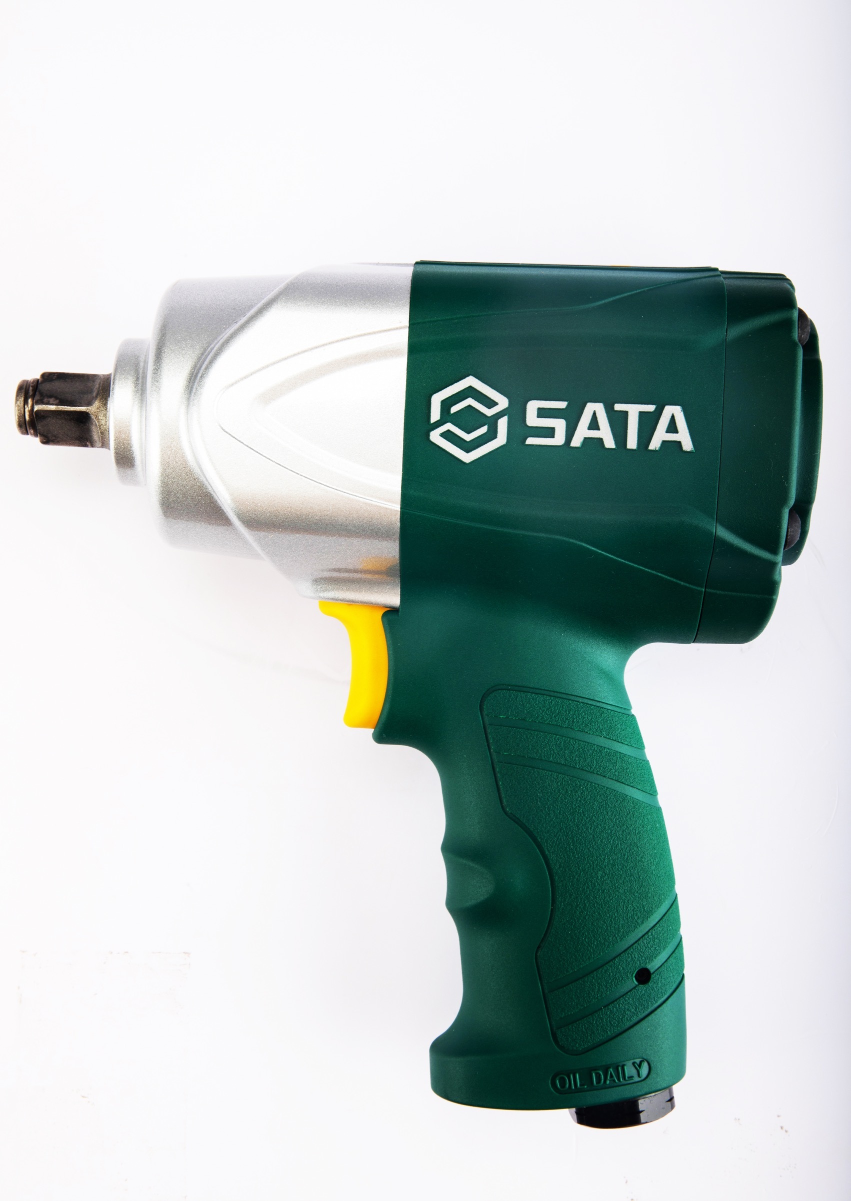 02139 SATA 1/2" Ultra-light Composite Air Impact Wrench
