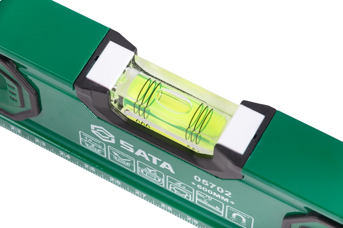 05702 SATA PROFESSIONAL MAGNETIC LEVEL 24"