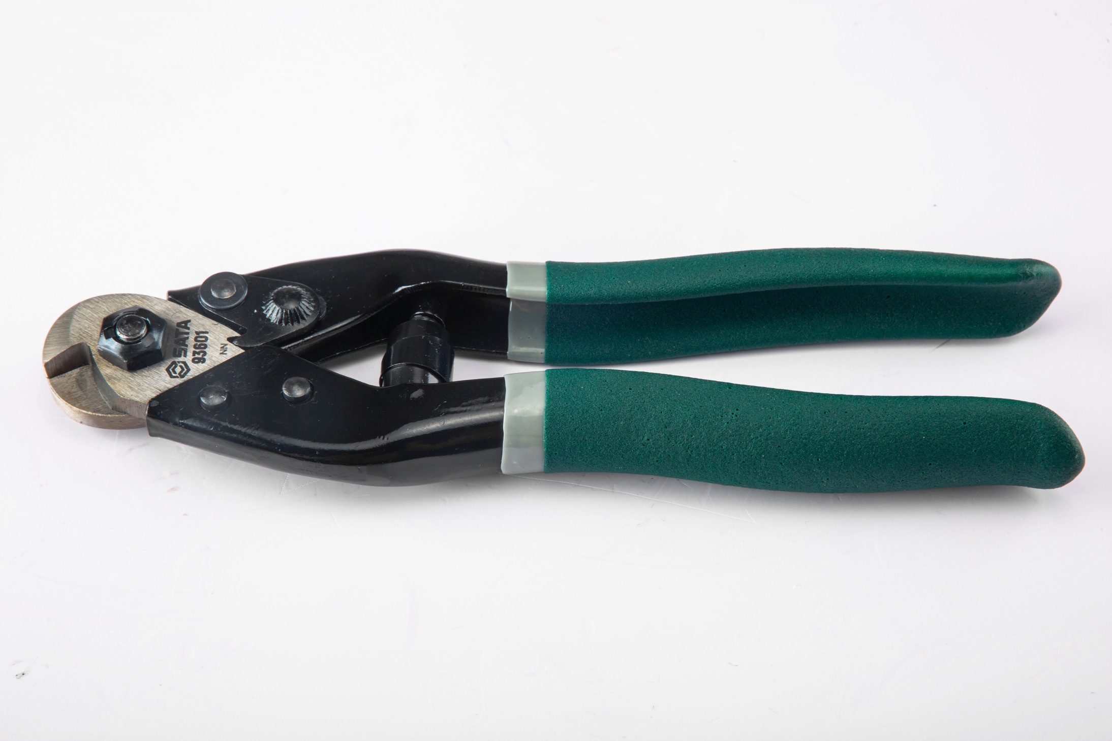 93601 SATA Wire Rope Cutter  8"