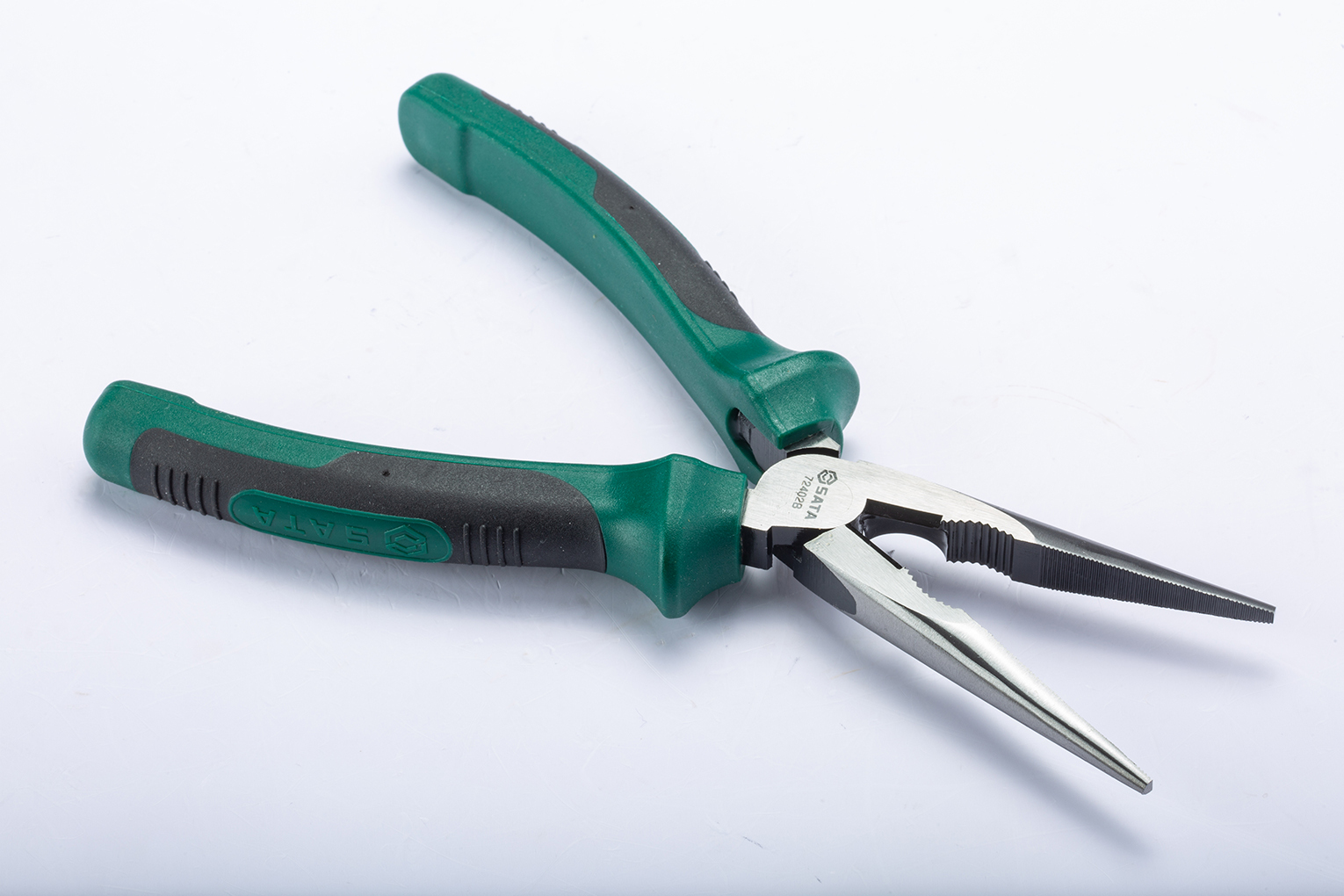 72402B SATA High Leverage Long Nose Pliers 8"