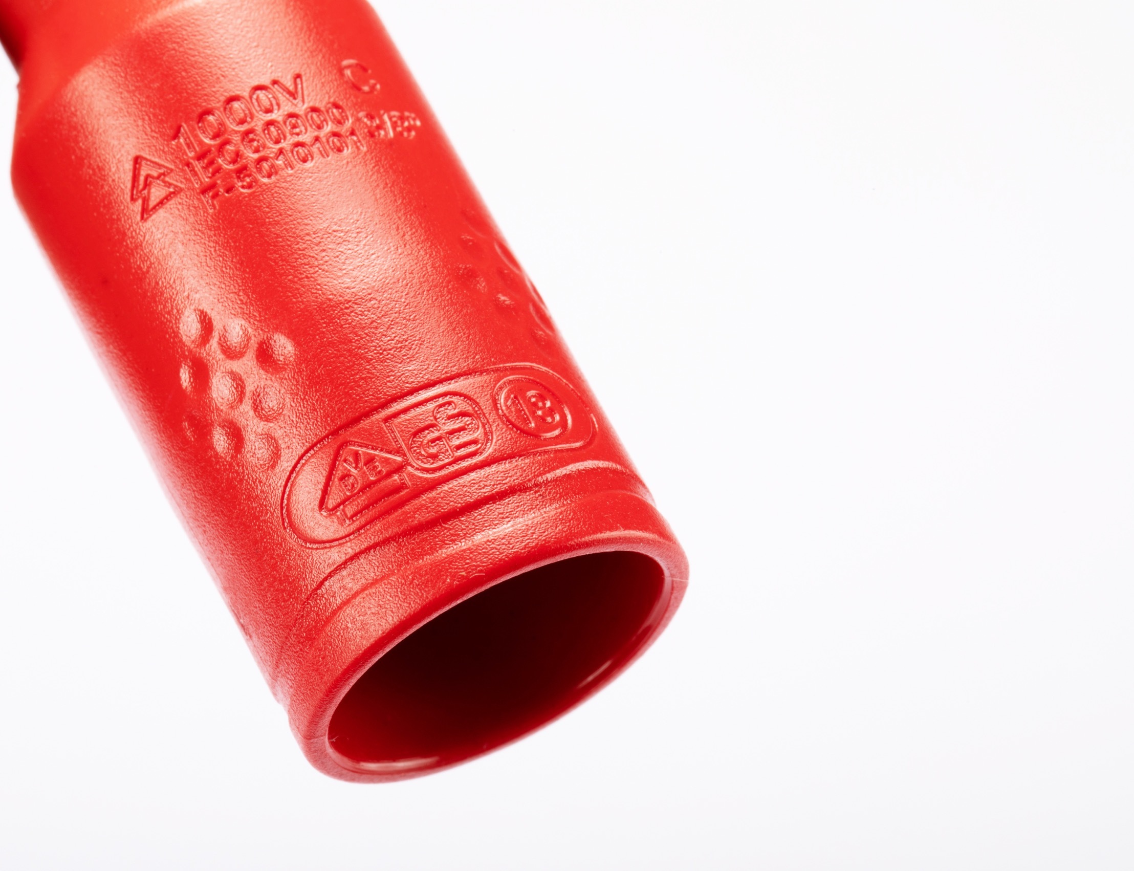 12540 SATA 10MM VDE Insulated Long Socket 10MM
