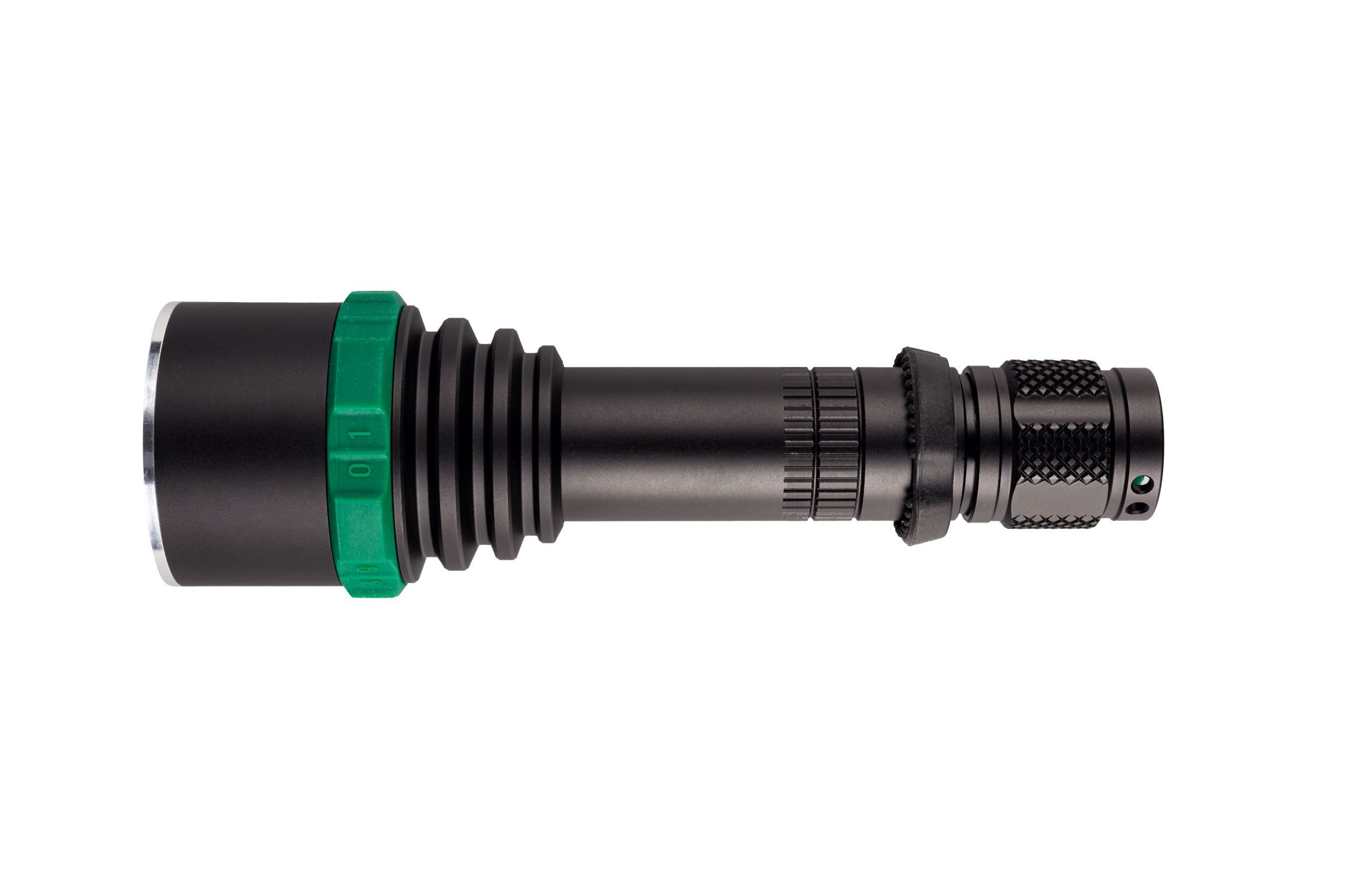90748 SATA Long Throw Rechargeable Flashlight 555LM