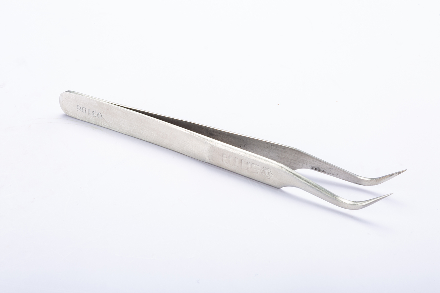 03106 SATA Curved Fine Pointed Tips Tweezers 118MM