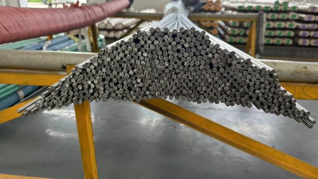 قضيب دائري من الفولاذ المقاوم للصدأ