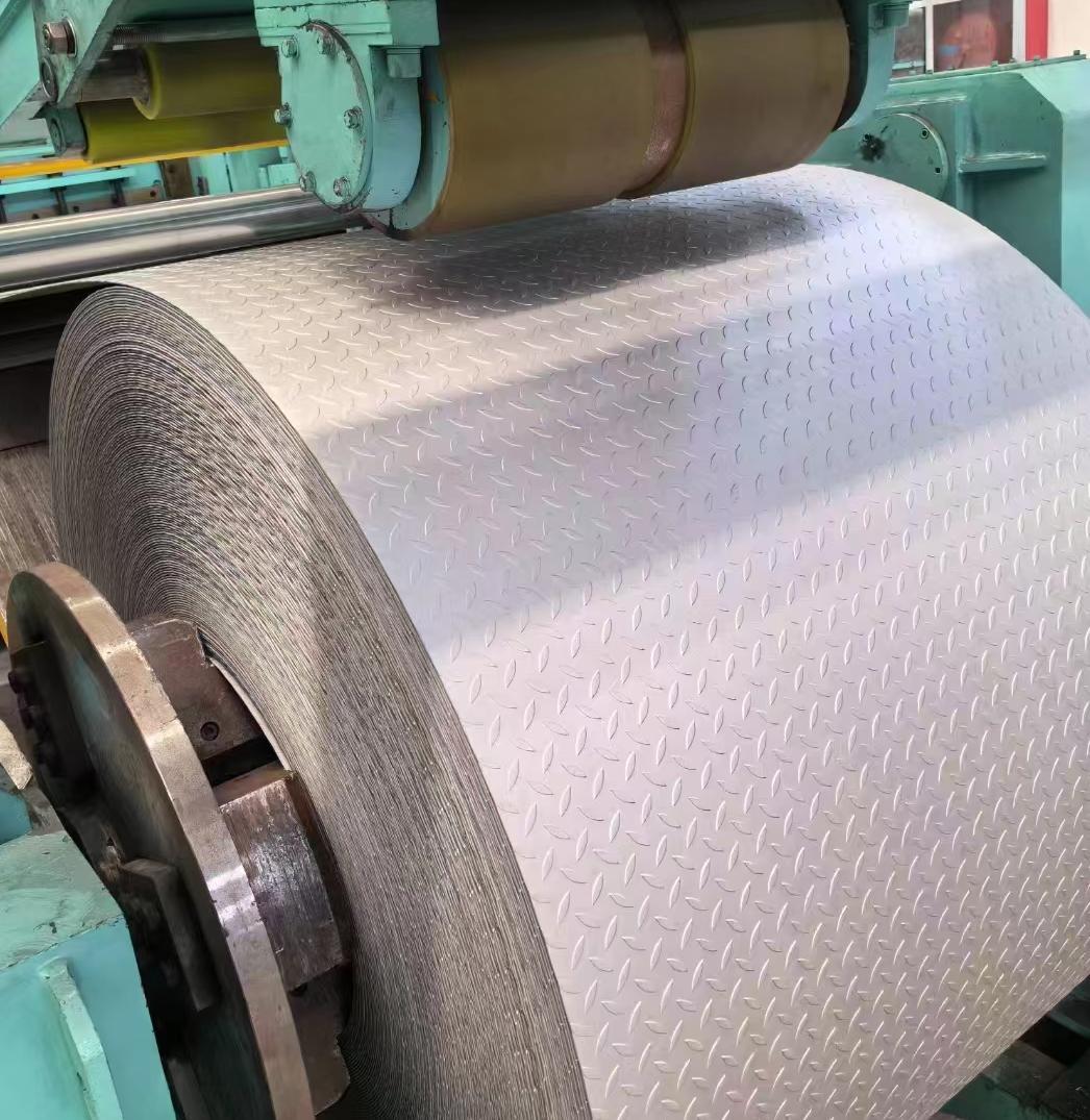 Tấm Thép Không Gỉ Có Vân Anti-trượt
