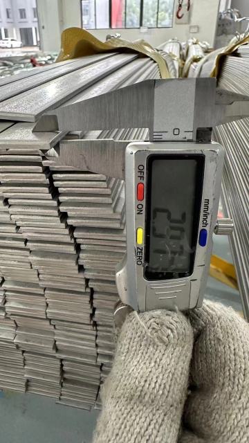 Thanh thép không gỉ phẳng