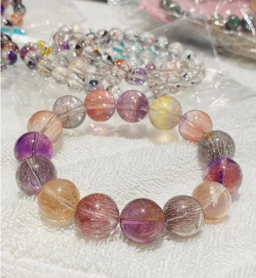 Crystal and Stone sculpture ornaments Pick on Live