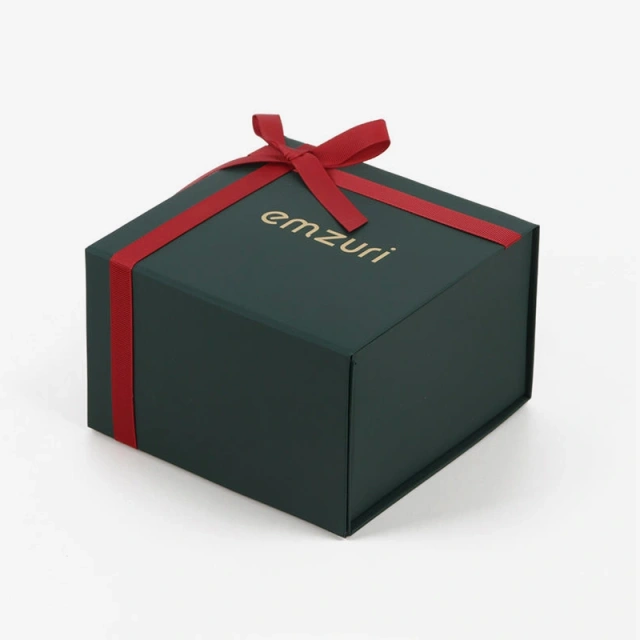 Luxury Beauty Foldable Gift Box